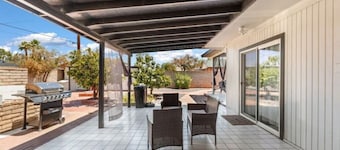 Midtown Studio Unit B Backyard