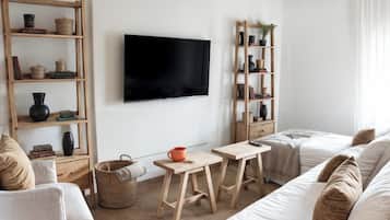 Apartment (10A I) | Living area