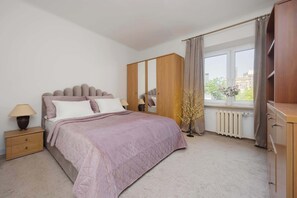 1 Schlafzimmer, Bügeleisen/Bügelbrett, Reisekinderbett, WLAN