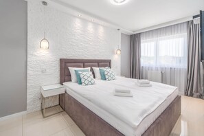 1 bedroom, iron/ironing board, travel cot, WiFi