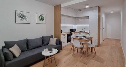 Aleje Wolności 13 | Modern Studio | Balcony