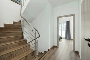 Interior - Biedronkowa 4 | Spacious House | Grill&Parking (Niekanin)