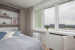 Desk, iron/ironing board, travel cot, WiFi - Modern Studio in Downtown | Close to the National Stadium (Warszawa)