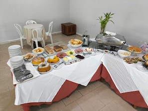 Gratis frukostbuffé varje dag 