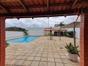 Outdoor pool - Hotel Transcontinental (Ji Parana)