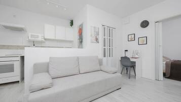 1 Schlafzimmer, Schreibtisch, Bügeleisen/Bügelbrett, WLAN