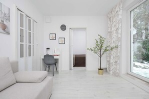 1 Schlafzimmer, Schreibtisch, Bügeleisen/Bügelbrett, WLAN