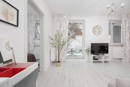 Interni. Functional Apartment in Piaseczno | Parking and Terrace