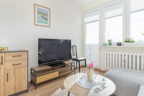 TV