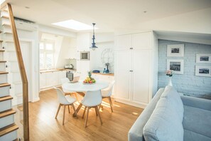 Interior - Sky and Sea Sopot | Deluxe Apartment with Rooftop Terrace (Sopot)