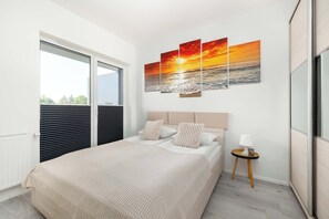 1 bedroom, iron/ironing board, travel cot, WiFi