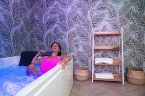 1 treatment room