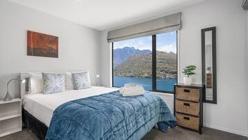 3 bedrooms, iron/ironing board, travel cot, WiFi