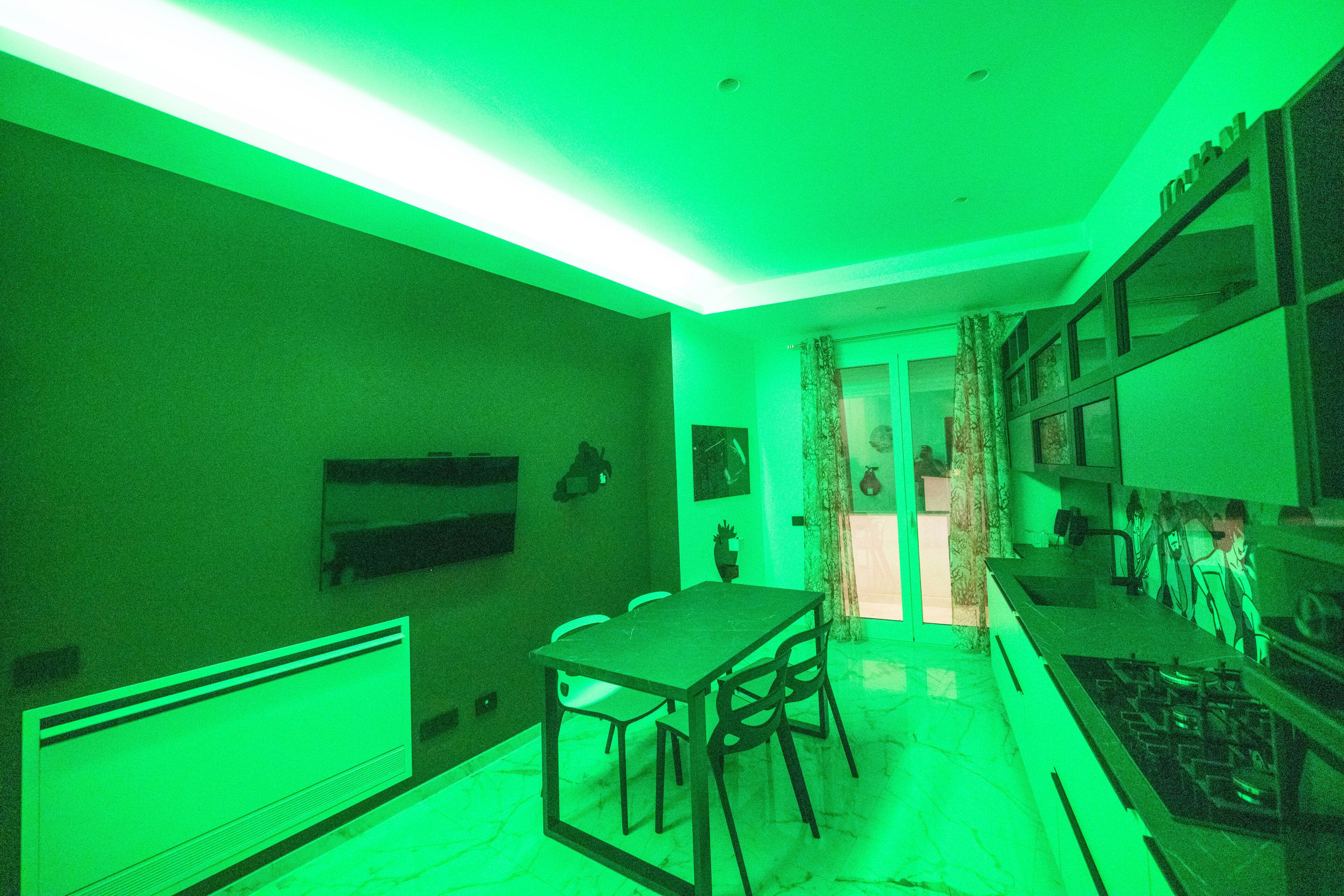 Luxury Apartment, Hot Tub, Garden View | Private kitchen | Electric kettle, cleaning supplies