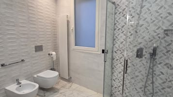 Appartement Exclusif, vue jardin | Salle de bain