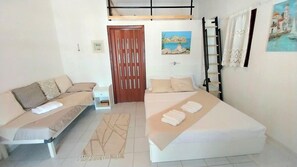 Iron/ironing board, free WiFi, bed sheets