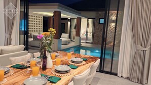 Sınıflandırılmamış resim, 407 üzerinden 2, düğme