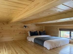 2 室のベッドルーム、セーフティボックス (室内)、WiFi、ベッドシーツ