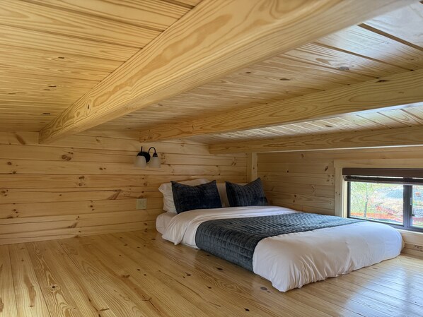 2 bedrooms, in-room safe, WiFi, bed sheets