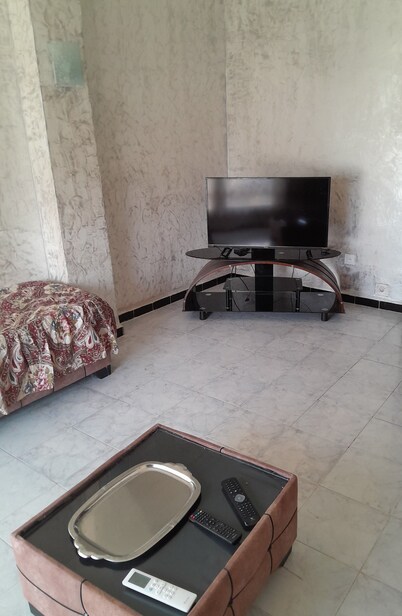 10 m walk from the sea, lovely apartment for rent, ideal for families