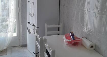 A 10 m à pied la mer, joli appartement à louer , idéal pour les familles