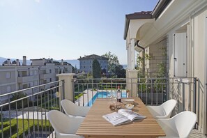 Outdoor dining - Corte Fasanella 48 (Toscolano-Maderno)