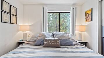 2 bedrooms, iron/ironing board, travel cot, WiFi