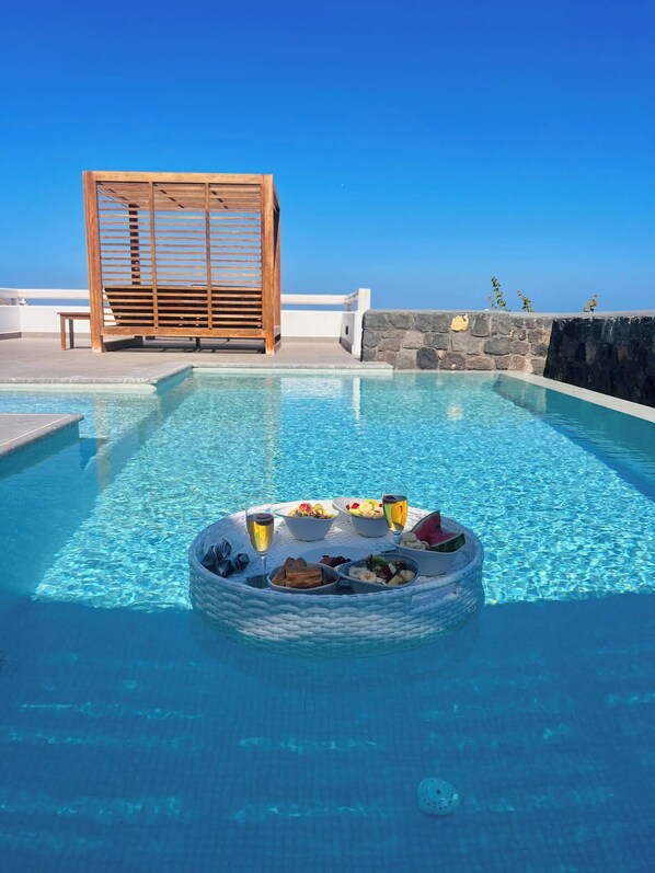 客房, 3 间卧室, 无障碍, 吸烟房 | 泳池 | 室外游泳池