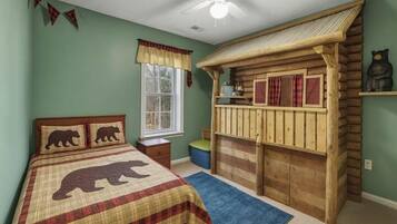 3 Schlafzimmer, kostenloses WLAN, Bettwäsche, Rollstuhlgeeignet