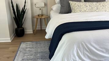 Iron/ironing board, WiFi, bed sheets