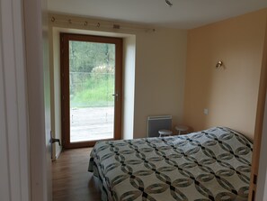 3 habitaciones y ropa de cama 