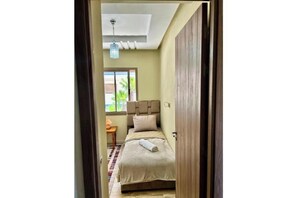 1 chambre, fer et planche à repasser, Wi-Fi, draps fournis