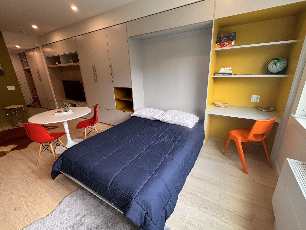 1 bedroom, desk, iron/ironing board, WiFi (free)