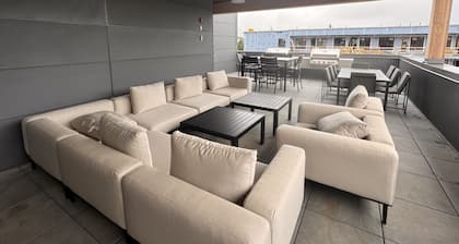 RED Mountain Comfort Suite