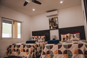 4 habitaciones, tabla de planchar con plancha y wifi 