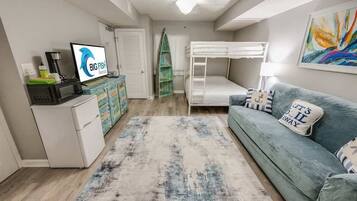 1 chambre, fer et planche Ă repasser, Wi-Fi gratuit, draps fournis
