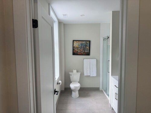 3Bed3.5Bath @ Burk’s Falls's View