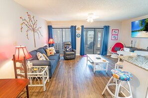 Smart TV, offices - NEW Large 1BR  at The Golf Colony at Baytree, Pool (Myrtle Beach)