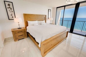 3 chambres, fer et planche à repasser, accès au Wi-Fi (inclus)