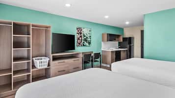 Suite, 2 queensize bedden, niet-roken | Luxe beddengoed, een bureau, verduisterende gordijnen, gratis wifi