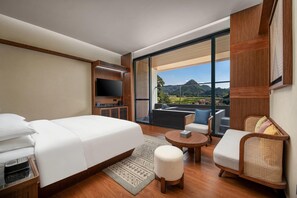 デラックス ルーム キングベッド 1 台 (Hot Spring)