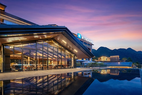 Wyndham Qingyuan Lianzhou Hot Spring Resort