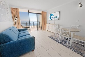 TV - Wonderful Honeymoon KING Suite at Caravelle Resort (Myrtle Beach)