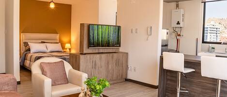 1 camera, ferro/asse da stiro, lenzuola