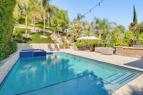 Play, Swim & Unwind: Luxe Los Angeles Oasis!