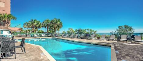 Piscina coperta, una piscina riscaldata