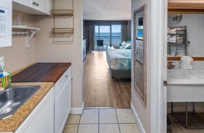 Bügeleisen/Bügelbrett, kostenloses WLAN, Bettwäsche