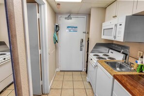 Fridge, microwave, stovetop, dishwasher - New Direct Oceanfront at Sandcastle South | Pools! (Myrtle Beach)