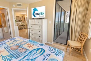 2 bedrooms, iron/ironing board, WiFi, bed sheets - Oceanfront 2BR-Exclusive Sand Beach Club (Myrtle Beach)
