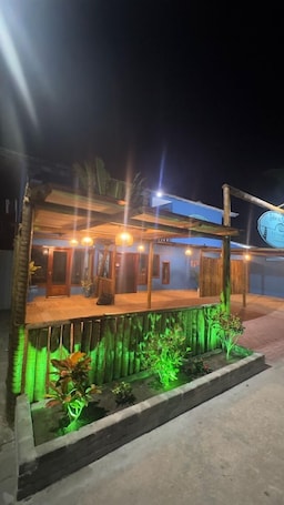 Fachada de la propiedad